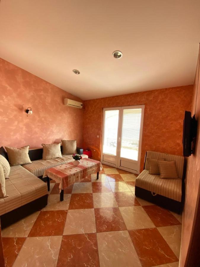 Apartmani Luksic Sutomore Exteriér fotografie